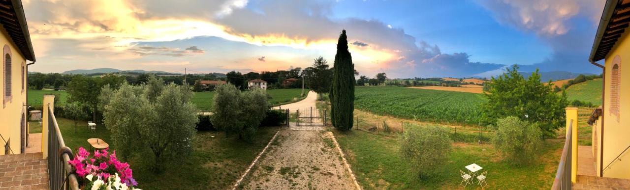 Villa Casale Viridi - Nel Fresco Delle Colline Umbre Narni Exterior foto