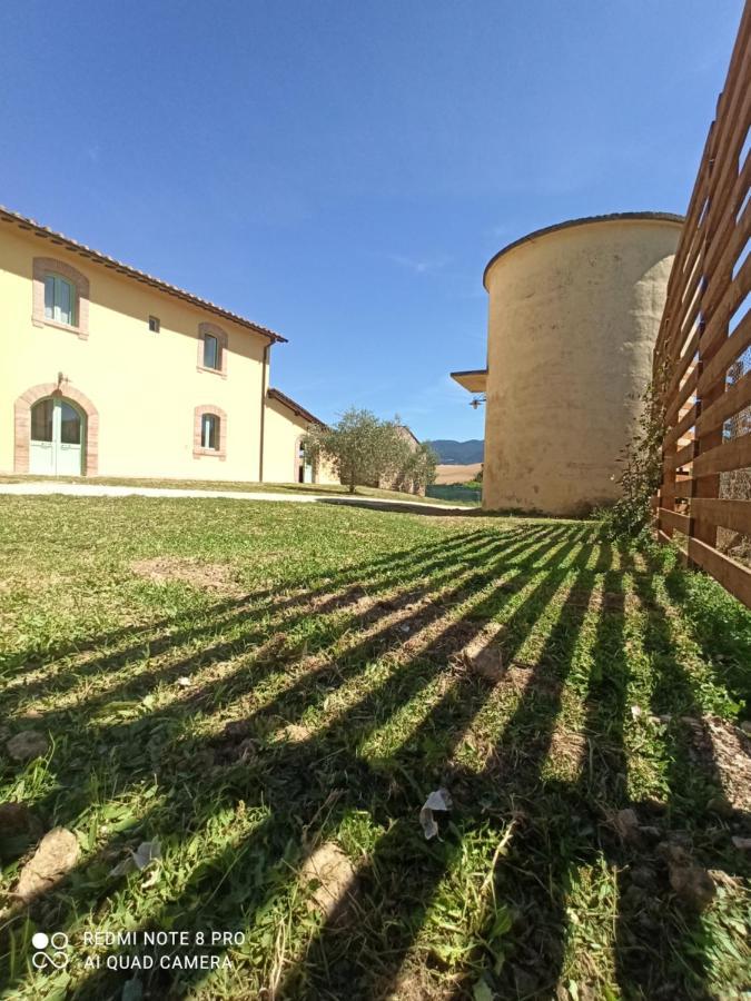 Villa Casale Viridi - Nel Fresco Delle Colline Umbre Narni Exterior foto