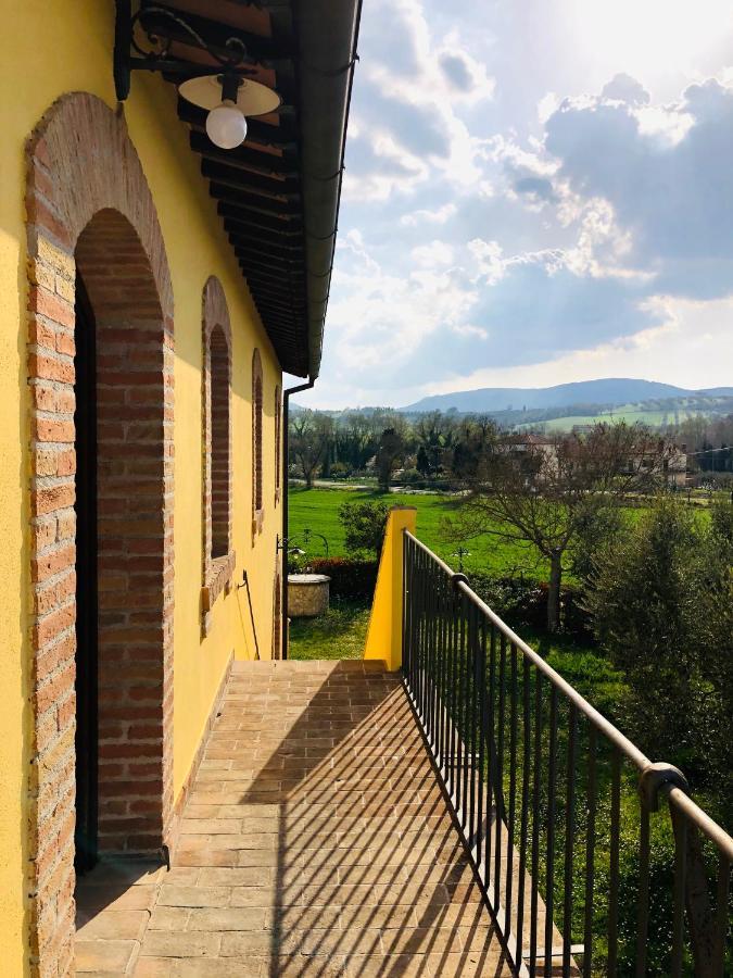 Villa Casale Viridi - Nel Fresco Delle Colline Umbre Narni Exterior foto